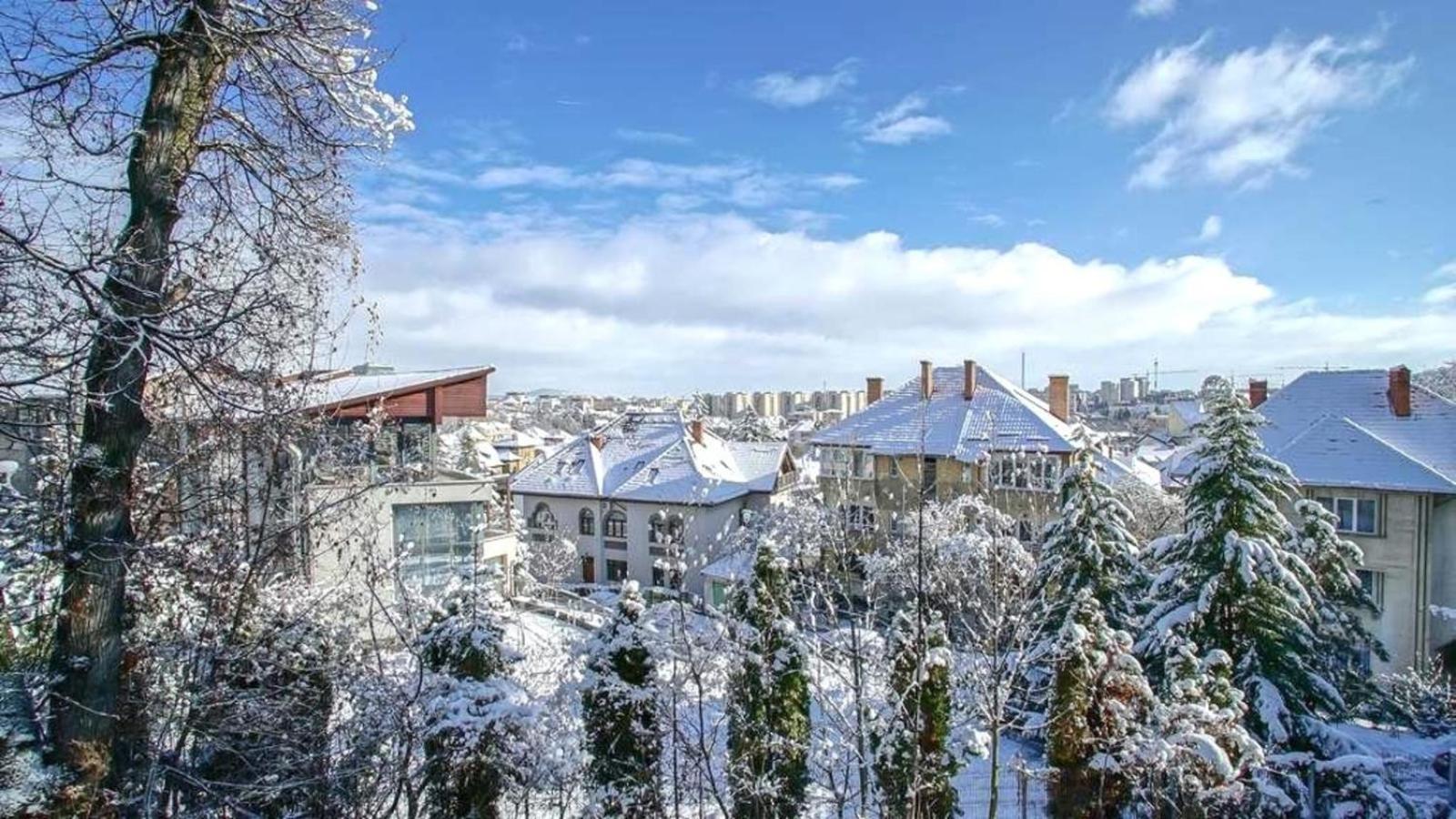 Central Maximus Apartment Brasov Exterior photo